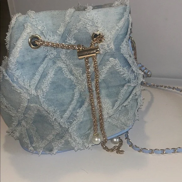 Stylish Blue Denim Bag with Chain Strap - Picture 1 of 7
